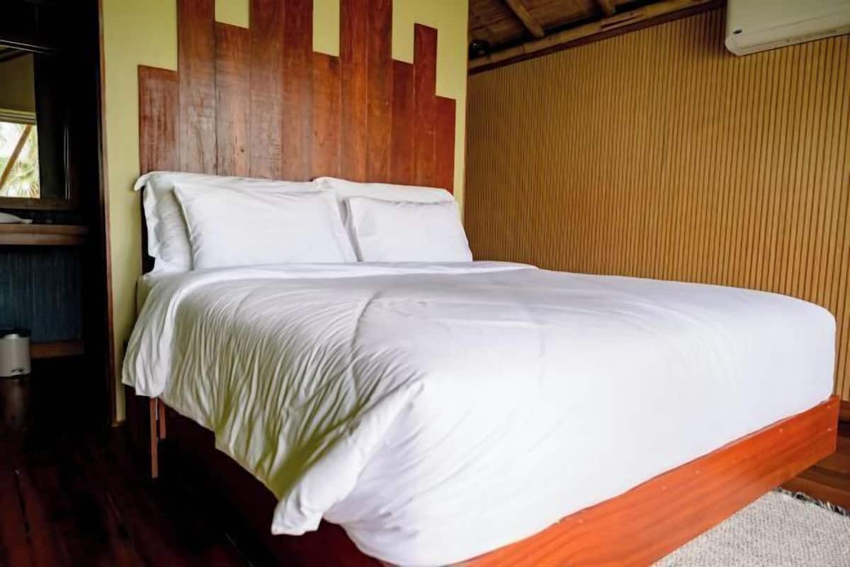 1 bedroom, minibar, individually decorated, individually furnished