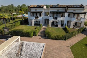 Huoneisto, 3 makuuhuonetta, terassi | Ulkopuoli