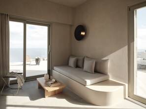 40-inch Smart TV with satellite channels, Netflix, streaming services