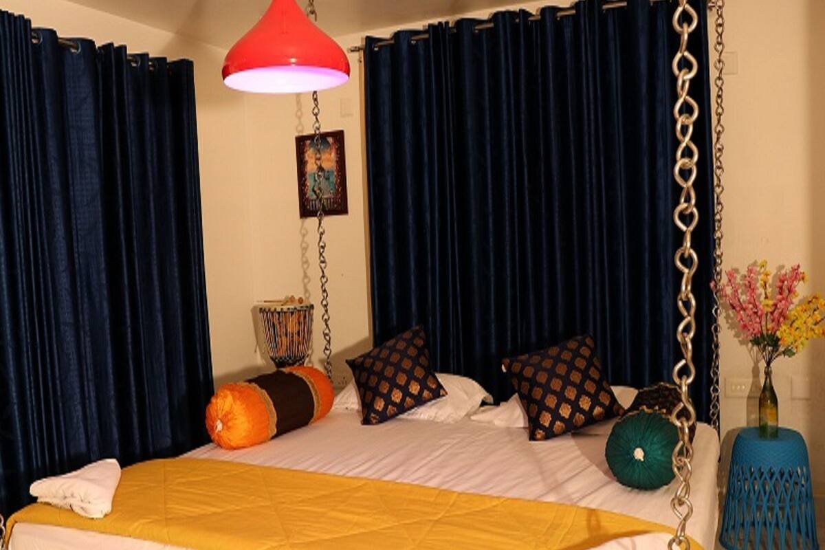 Studio Suite | Cadar kapas Mesir, peralatan tempat tidur premium, meja
