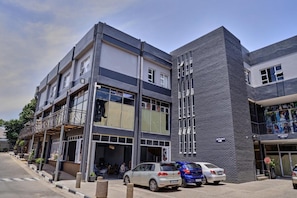 Exterior - Habesha Hotel (Johannesburg)
