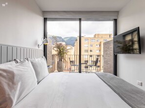 1 室のベッドルーム、アイロン / アイロン台、WiFi、ベッドシーツ