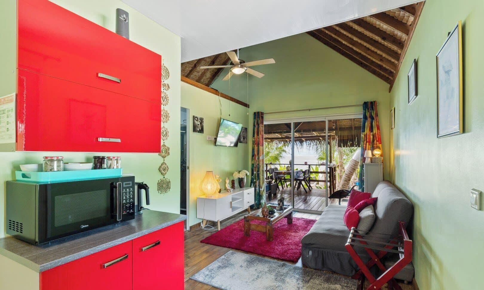 テレビ、書斎 / ワークスペース