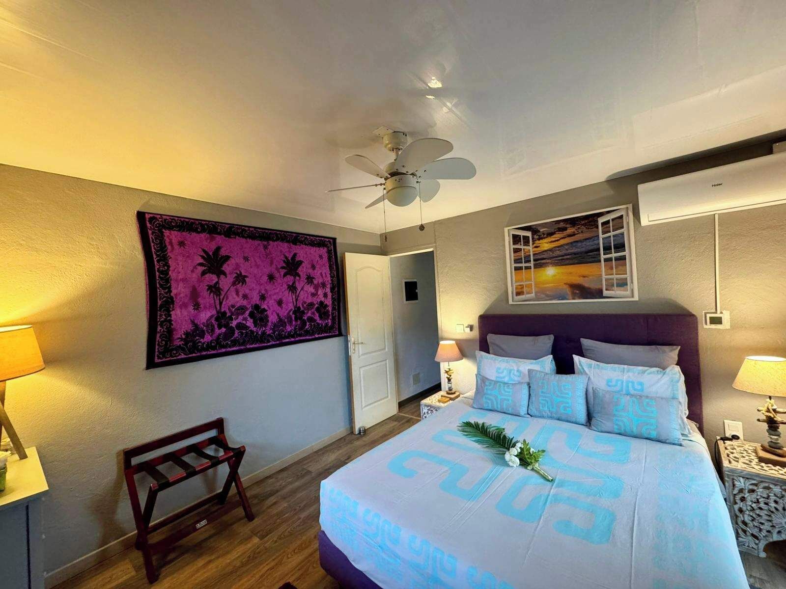 1 dormitori, planxa i posts de planxar, un bressol de viatge i wifi 