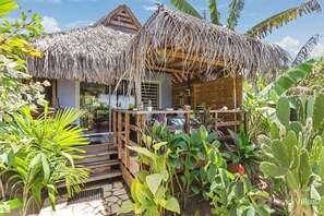 Exterior - Romantic Beachfront Escape with Modern Comforts (Moorea)