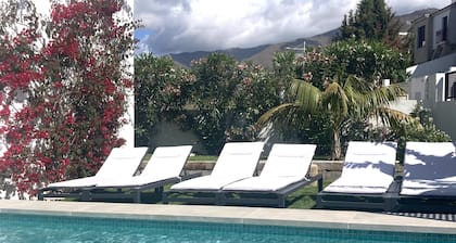 Designer Villa - Private pool - Families / Beach + Marina + Golf 5 min drive