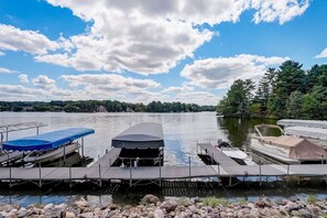 Marina - Dells Lakefront Escape - Couples or Families (Wisconsin Dells)