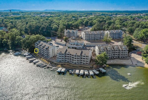 Exterior - Dells Lakefront Escape - Couples or Families (Wisconsin Dells)