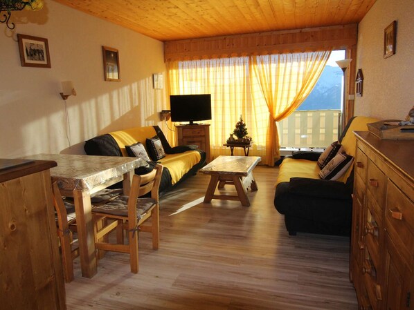 Téléviseur, lecteur de DVD