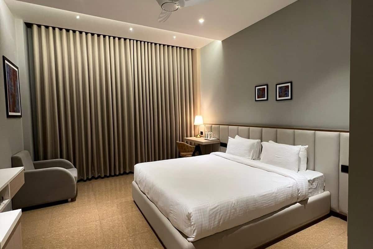 In-room safe, iron/ironing board (on request), WiFi (free), bed sheets