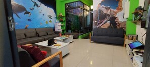 Comfort House, 5 Bedrooms | Living room | 45-inch LCD TV with cable channels