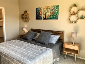 Room - West side home where comfort, space, and tranquility come together (Tucson)