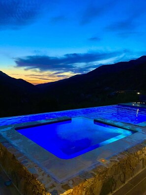 Beheizter Pool