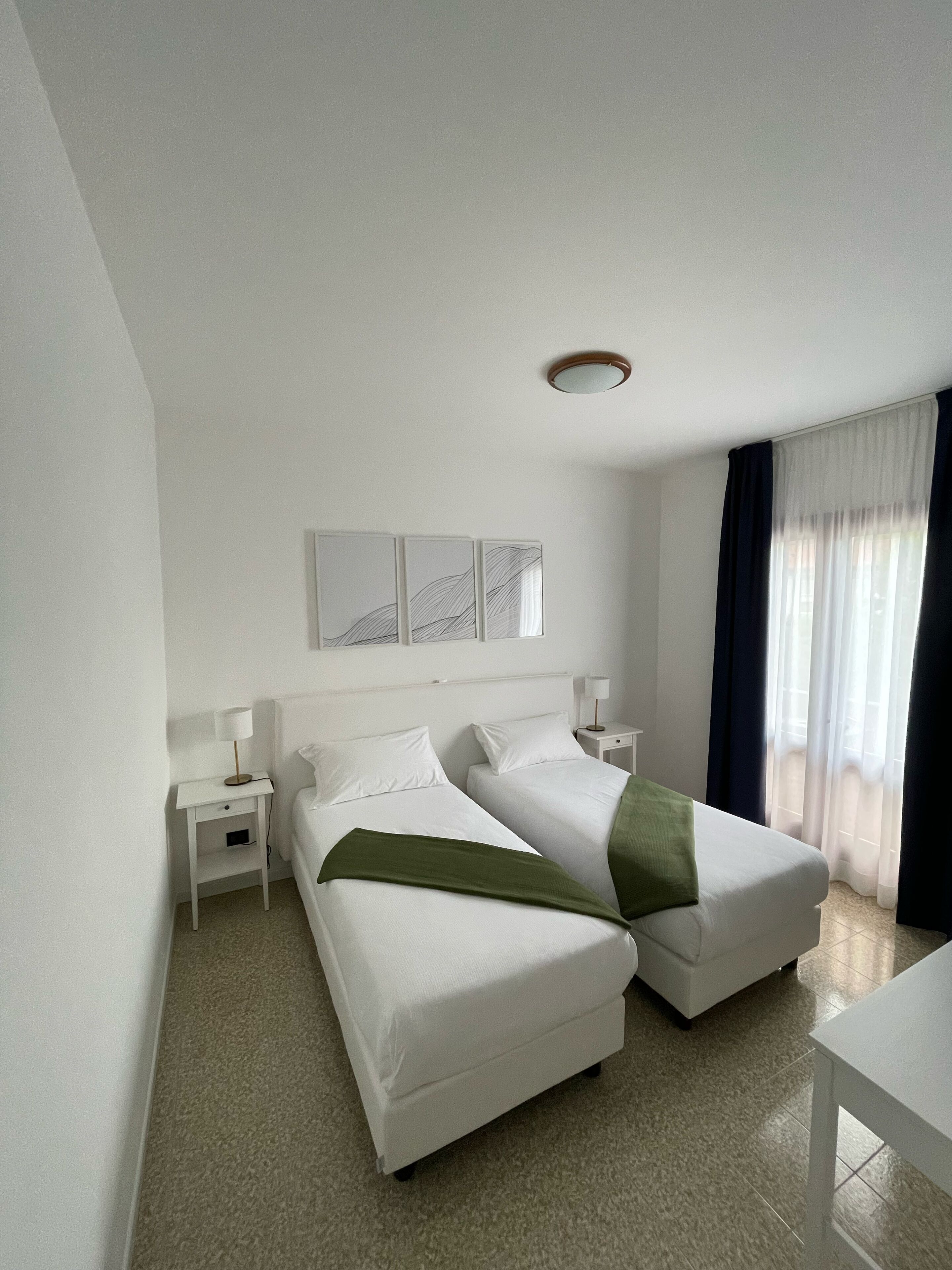 Comfort-Doppel- oder -Zweibettzimmer | Bettwäsche aus ägyptischer Baumwolle, hochwertige Bettwaren