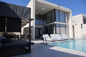 Alberca al aire libre 