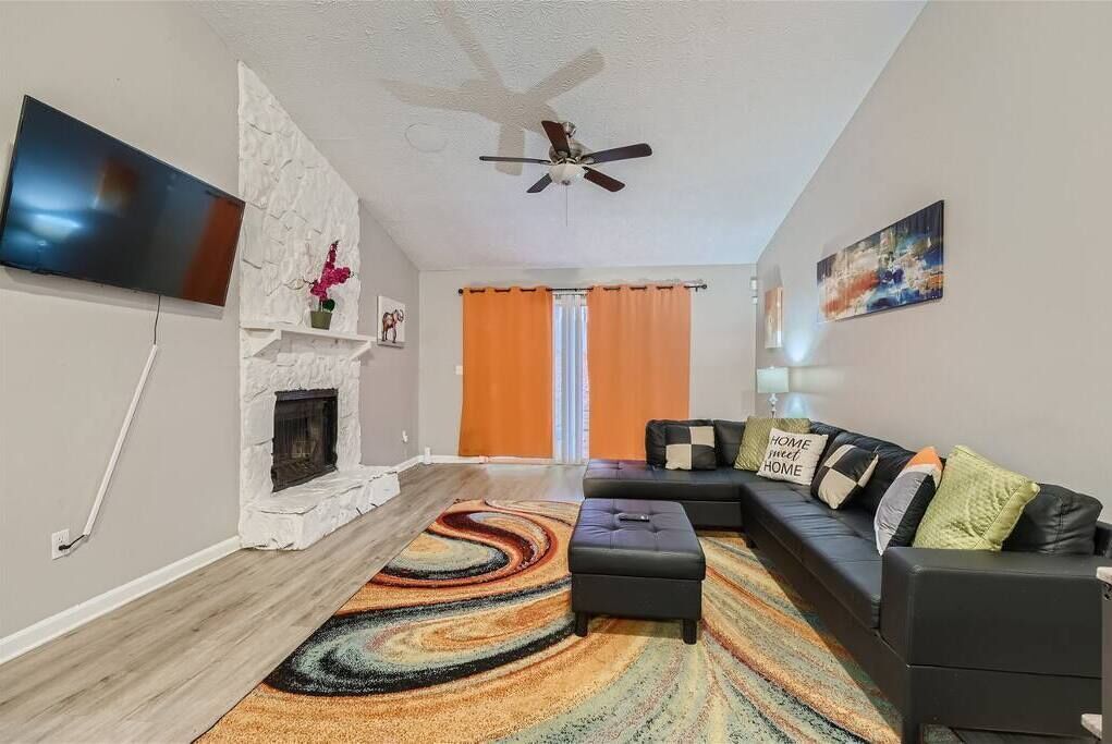 Spacious Atlanta Retreat!