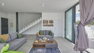 TV connectée, médiathÚque, vidéothÚque