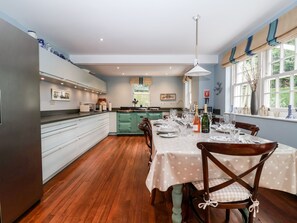 Fridge, dishwasher, electric kettle, toaster