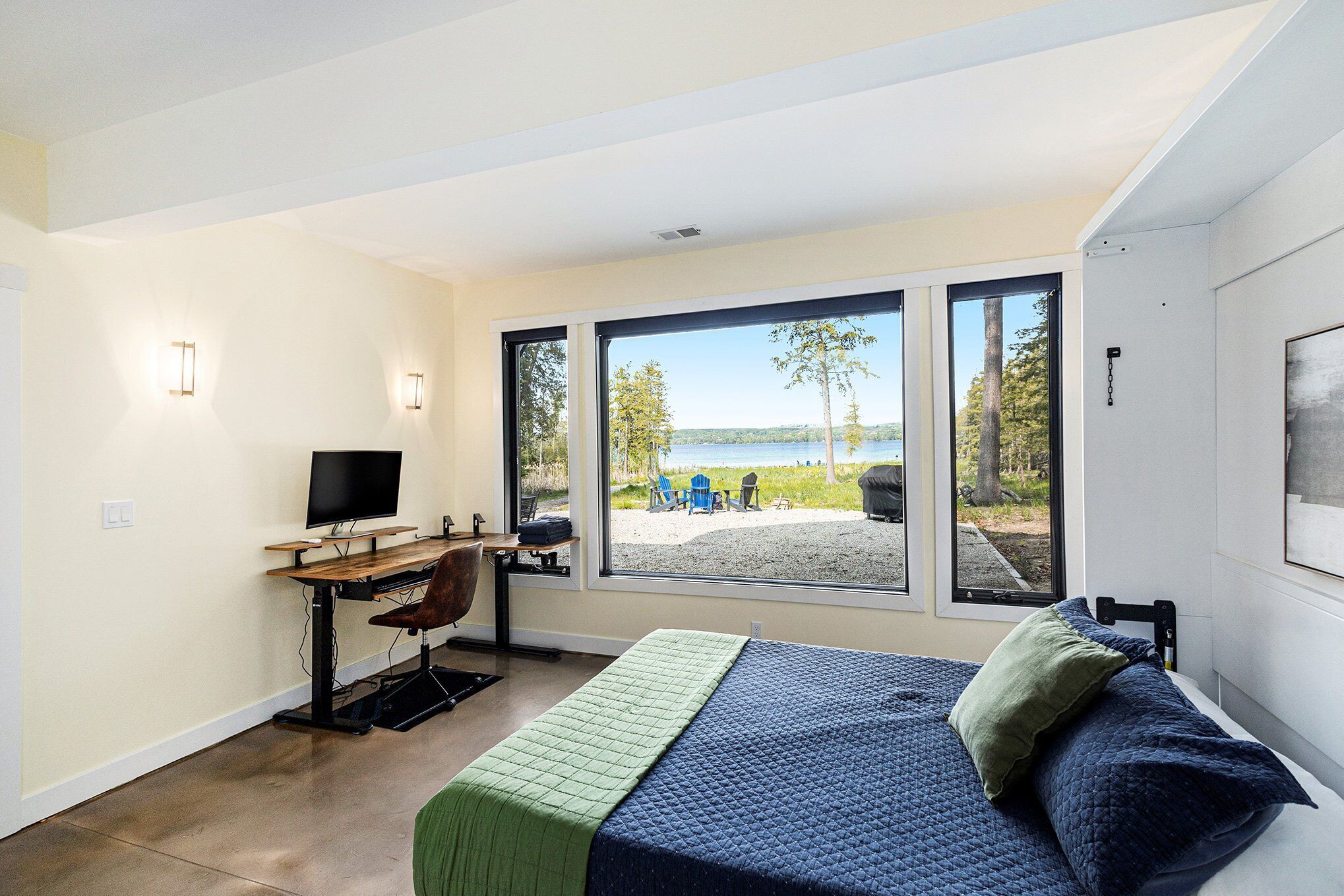 4 habitaciones, escritorio, tabla de planchar con plancha y wifi 