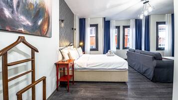 Chambre, 1 chambre, balcon, vue ville | 1 chambre