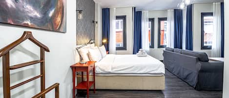 Room, 1 Bedroom, Balcony, City View | 1 bedroom