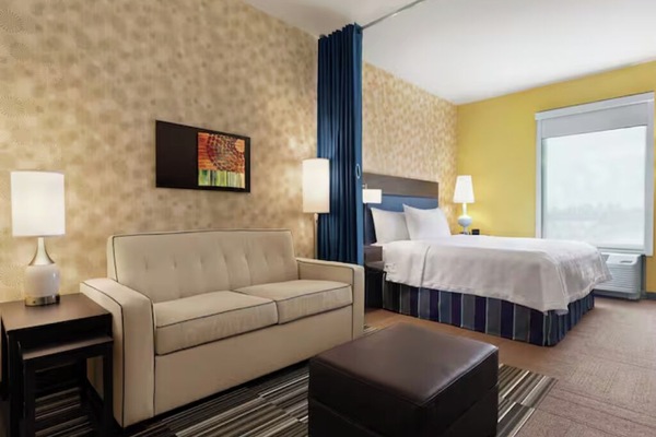 Bedroom. Interior and views may vary based on location and availability.