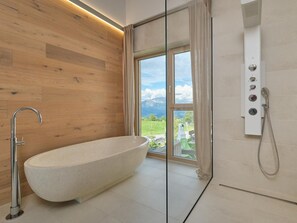 Hårtørrer, håndklæder, Sæbe, Shampoo