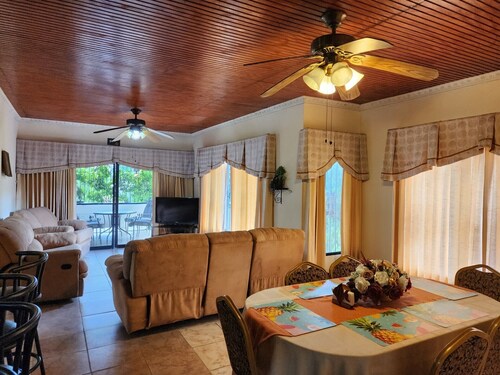 This is a Family Friendly property ideal for groups of up to six people.