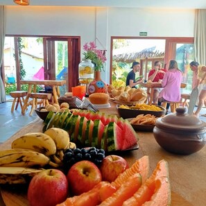 Free daily buffet breakfast