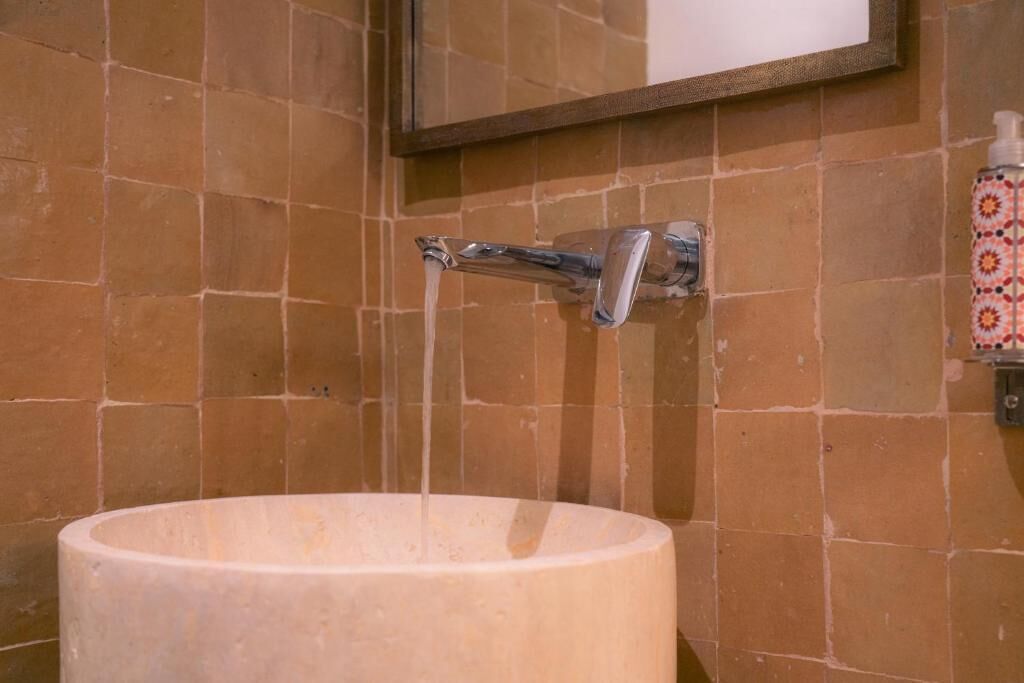 Hårtørrer, håndklæder, Sæbe, Shampoo