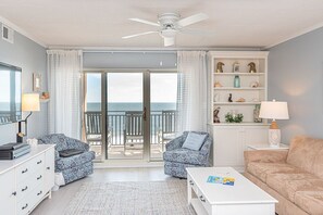 TV - Adorable, spacious 2-bedroom oceanfront condo with free WiFi and a fabulous ocean view located directly on the Boardwalk! (Ocean City)