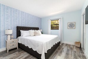 2 chambres, fer et planche à repasser, Wi-Fi, draps fournis