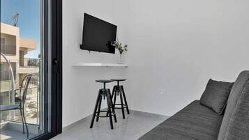 ๋ญ์
๋ฆฌ ์ํํธ | ๊ฐ์ค์์ ๋ณด์ด๋ ์ ๋ง