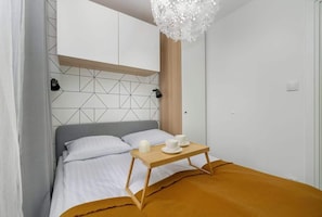 1 bedroom, iron/ironing board, WiFi, bed sheets