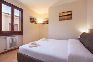2 Schlafzimmer, Bügeleisen/Bügelbrett, kostenloses WLAN, Bettwäsche