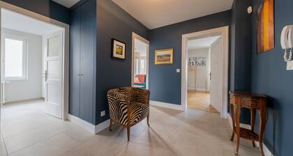 Le Cocon D'emma, Appartement Bourgeois Avec Terrasse , Parking Gratuit