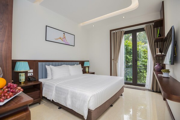 Exclusive Studio Suite | In-room safe, desk, iron/ironing board, free WiFi
