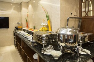 Bao gồm bữa sáng buffet hàng ngày 
