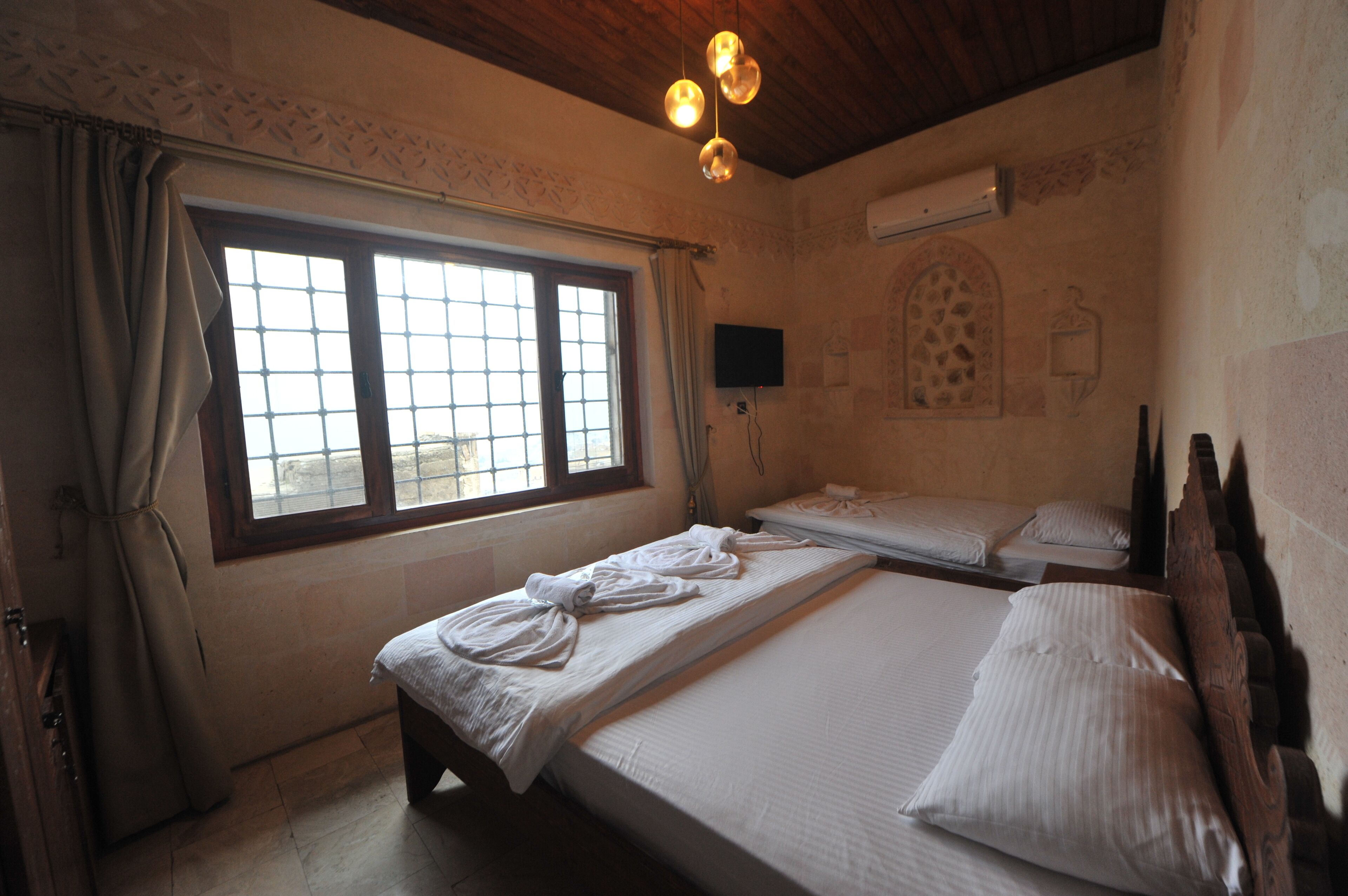 コンフォート トリプルルーム | エジプト綿のシーツ、高級寝具、WiFi (無料)