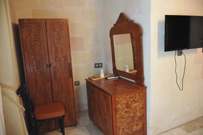 Classic-Dreibettzimmer | Bettwäsche aus ägyptischer Baumwolle, hochwertige Bettwaren