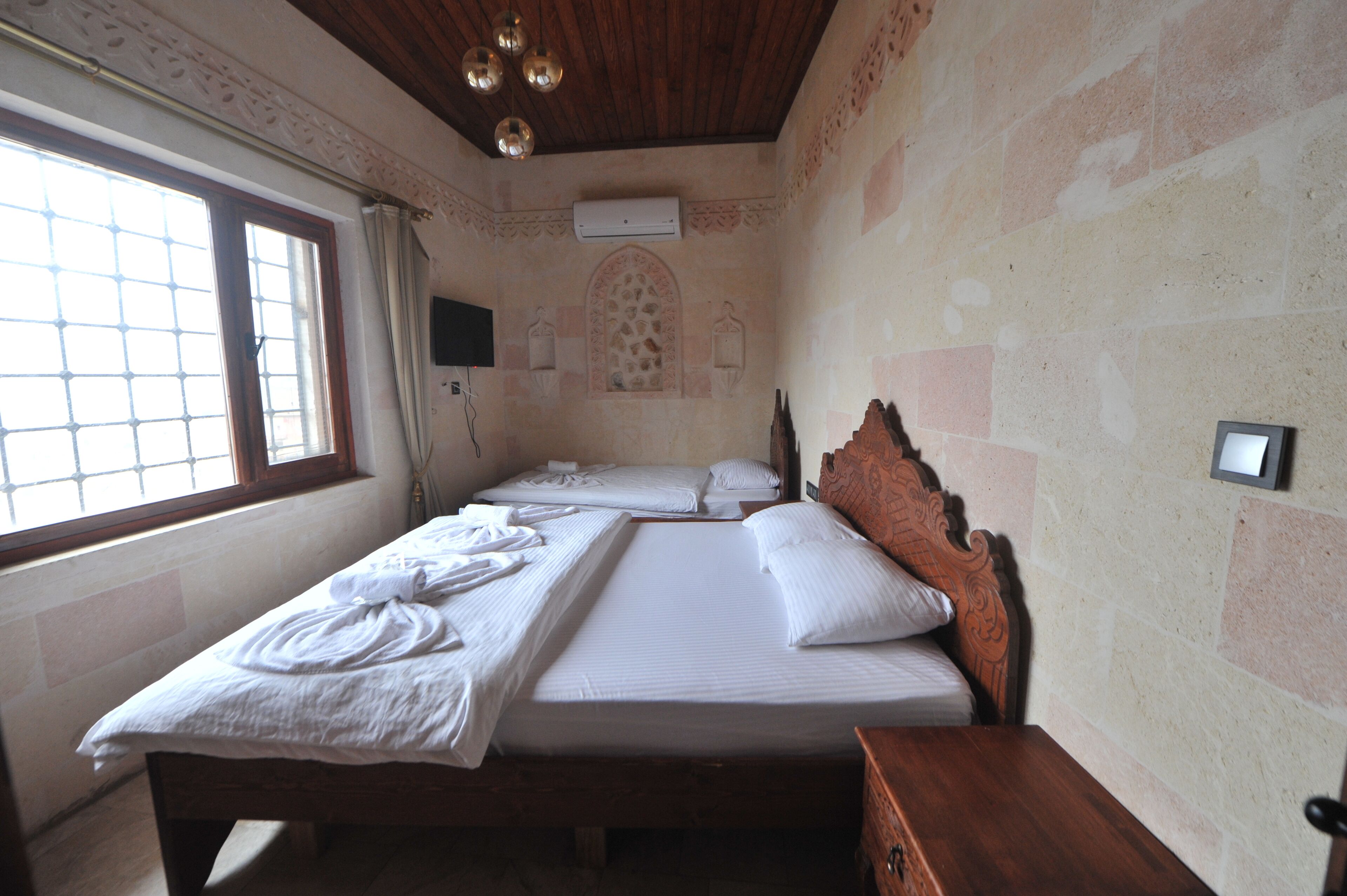 コンフォート トリプルルーム | エジプト綿のシーツ、高級寝具、WiFi (無料)