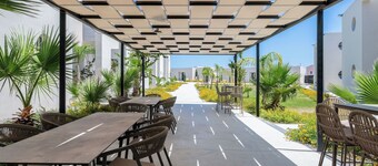 Trapezia Luxury Living - Morganite