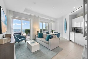 Smart TV, videojuegos y reproductor de DVD 