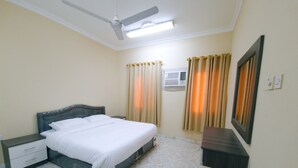 Egyptian cotton sheets, premium bedding, pillowtop beds, in-room safe - AJAWEED (Salalah)