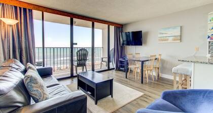 0607 Just Beachy by Atlantic Towers
