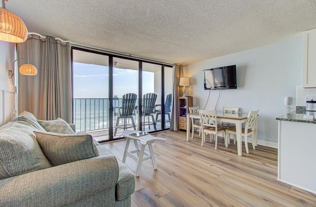 Condo, 1 quarto | Área de estar