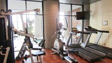 Condo, 2 Bedrooms | Kemudahan kecergasan