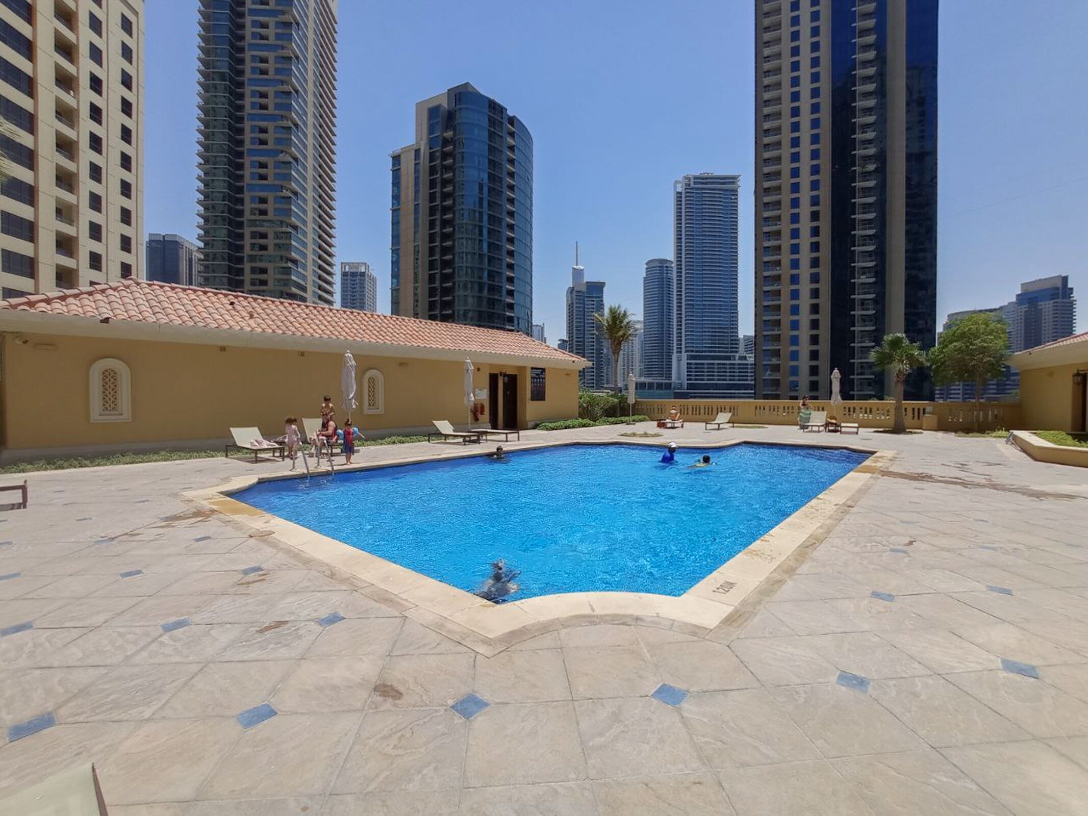 Foto - Urban Panda Skyview Homestay JBR