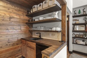 Interior - One Bedroom + Loft Close to Keystone Mountain! Great Amenities! (Keystone)