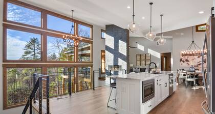 Splash Mountain Lodge ~ Modern Cabin w/ Heated Indoor Pool ~ Hot Tub ~ Fire Pit